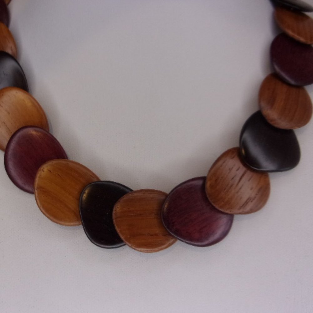 Tri Color Flat Wood Bead Necklace 19.5" - 21" L - Picture 2 of 10